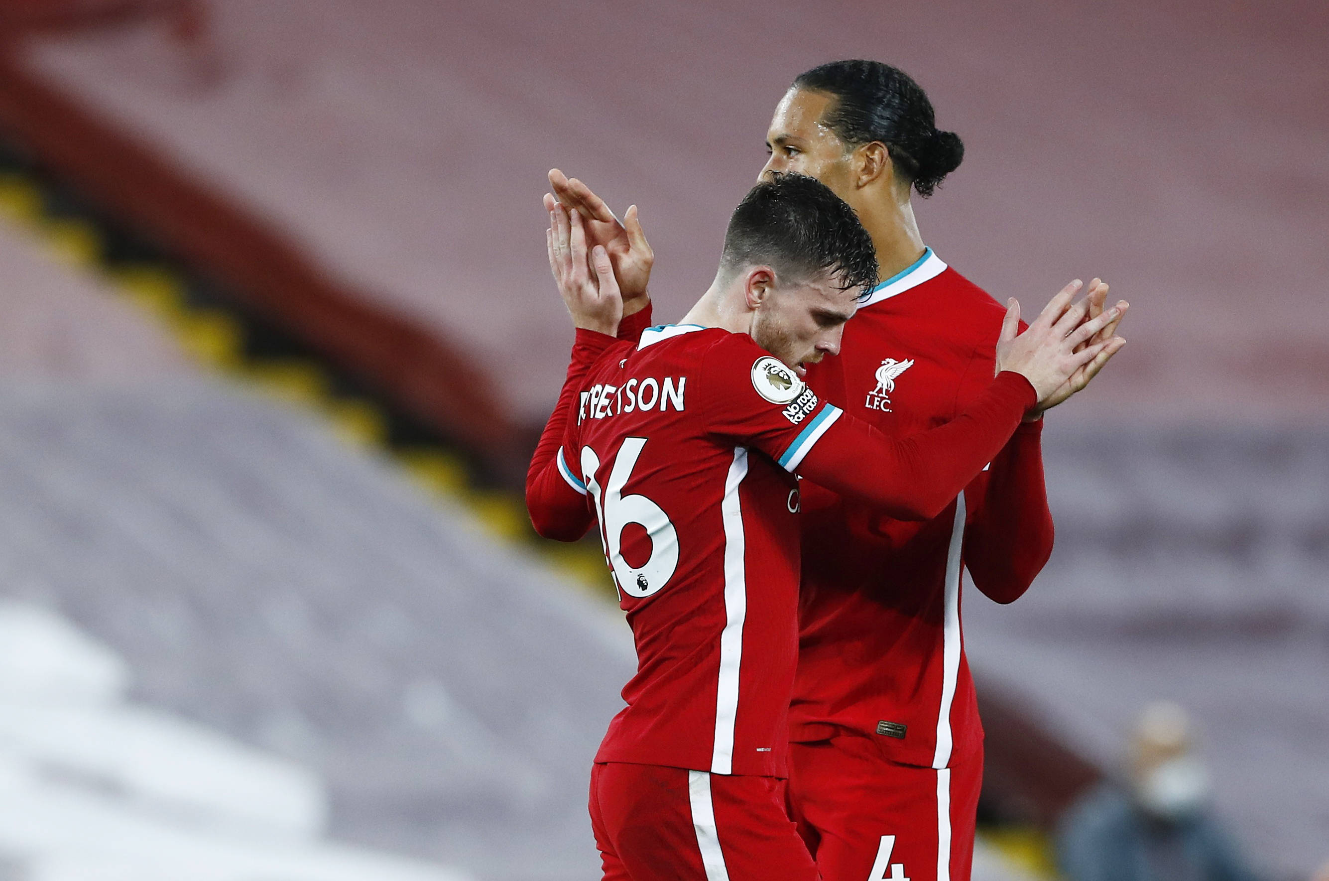 两支球队的 两支球队的